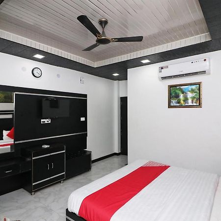 Capital O 4747 Imperial Hotel Katra Катра Экстерьер фото
