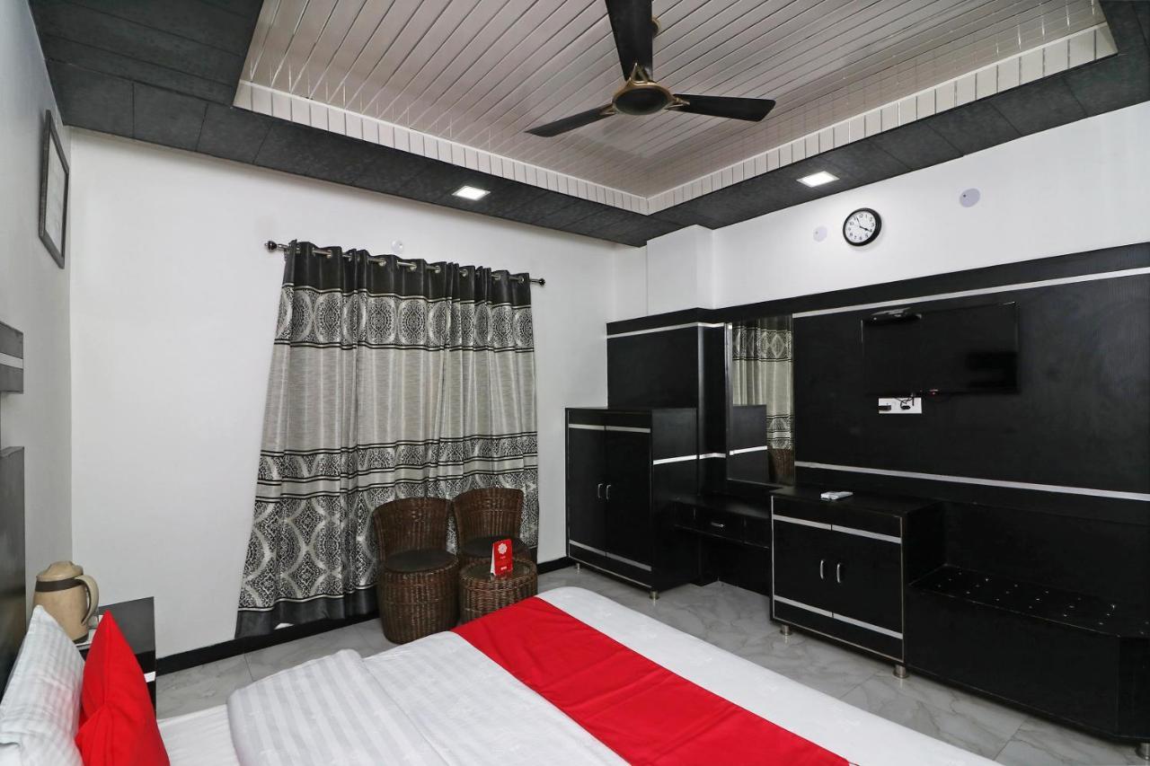 Capital O 4747 Imperial Hotel Katra Катра Экстерьер фото