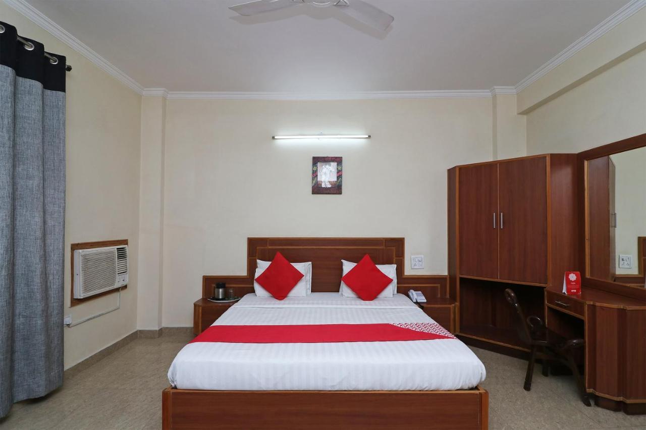 Capital O 4747 Imperial Hotel Katra Катра Экстерьер фото