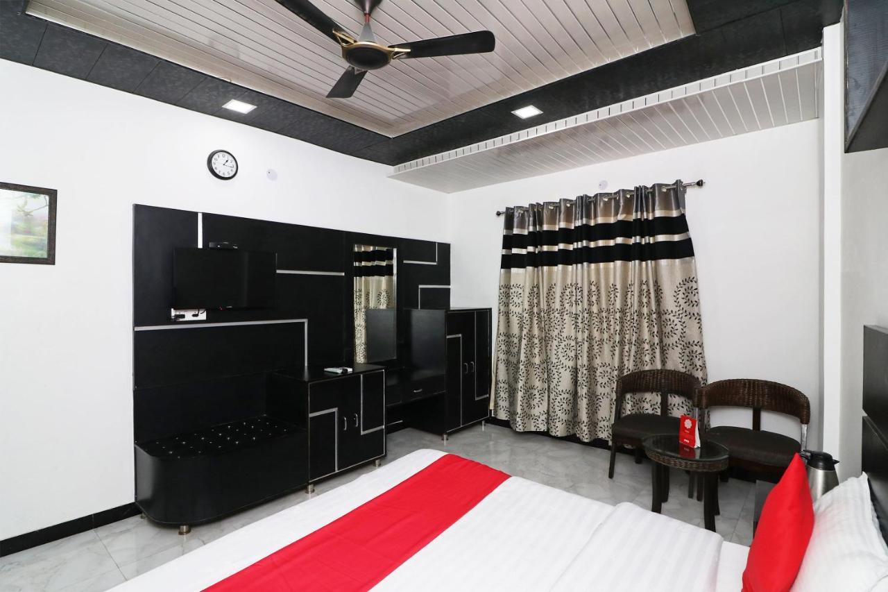 Capital O 4747 Imperial Hotel Katra Катра Экстерьер фото