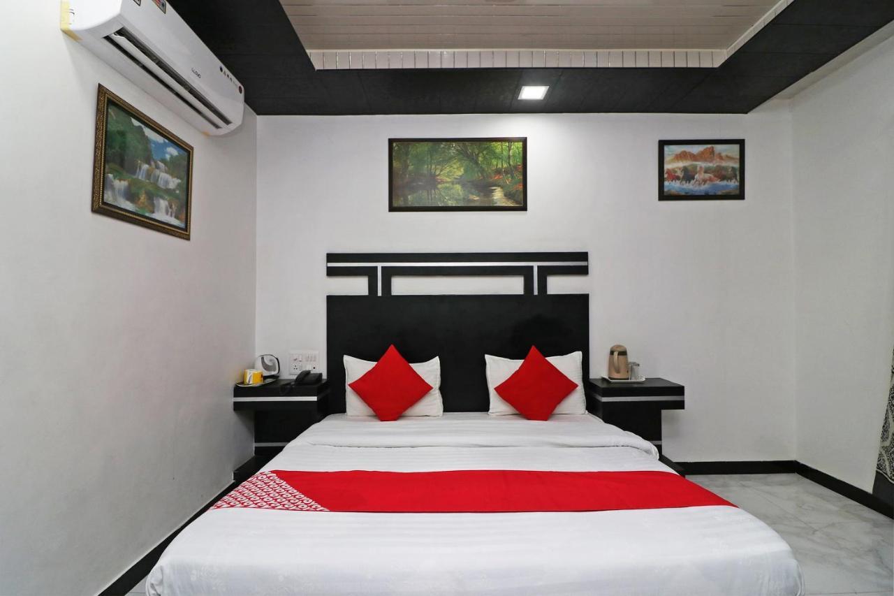 Capital O 4747 Imperial Hotel Katra Катра Экстерьер фото