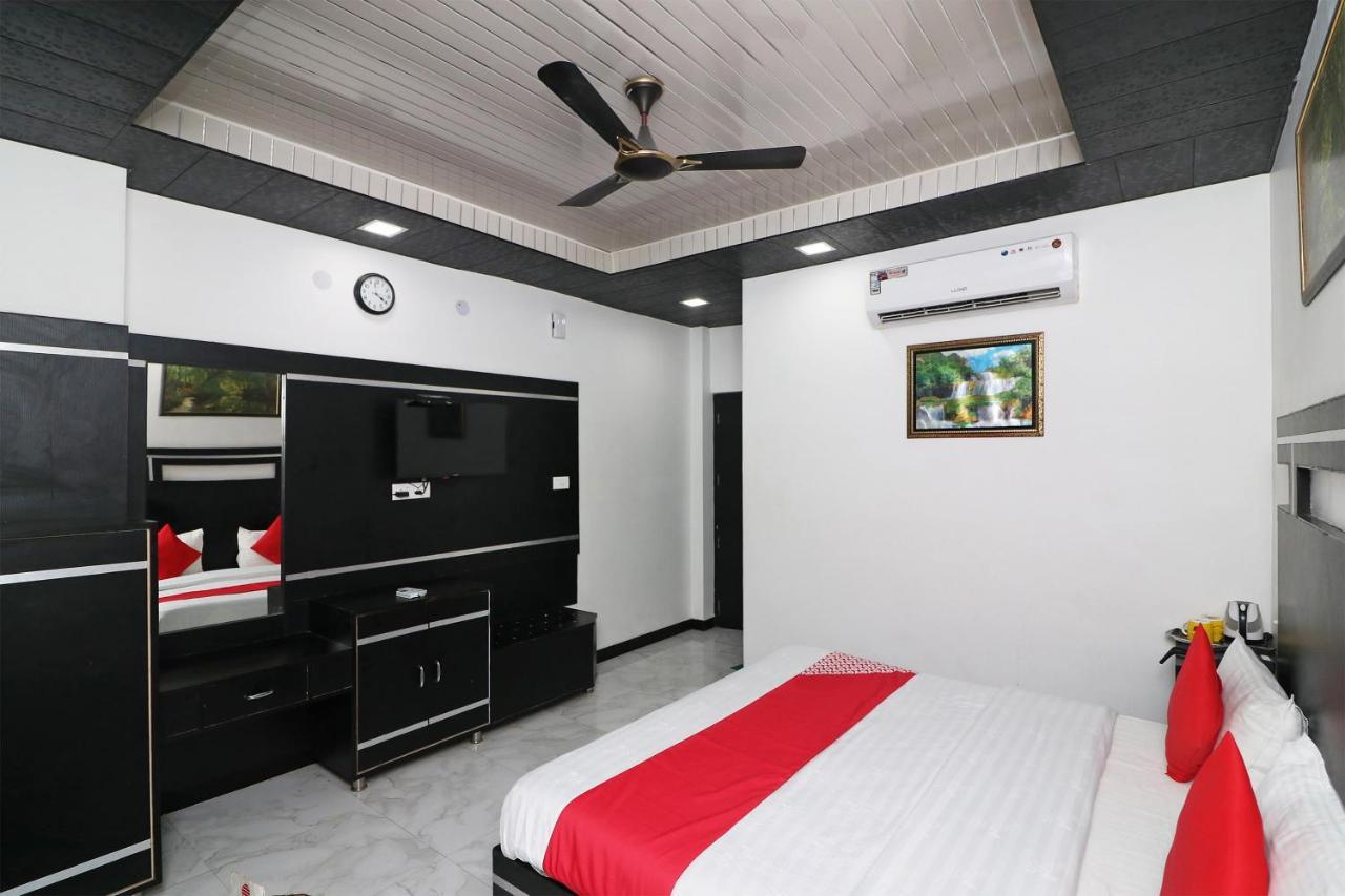 Capital O 4747 Imperial Hotel Katra Катра Экстерьер фото